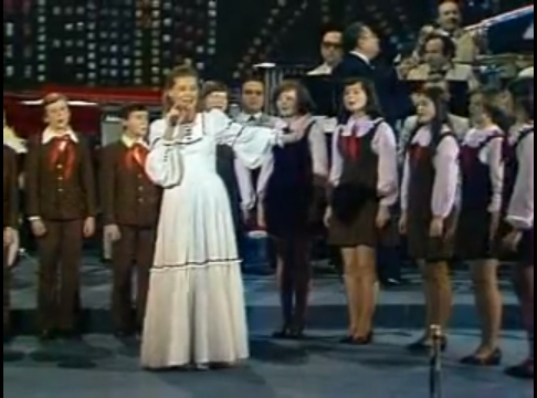 Камушки - А пока-пока-по камушкам Людмила Сенчина